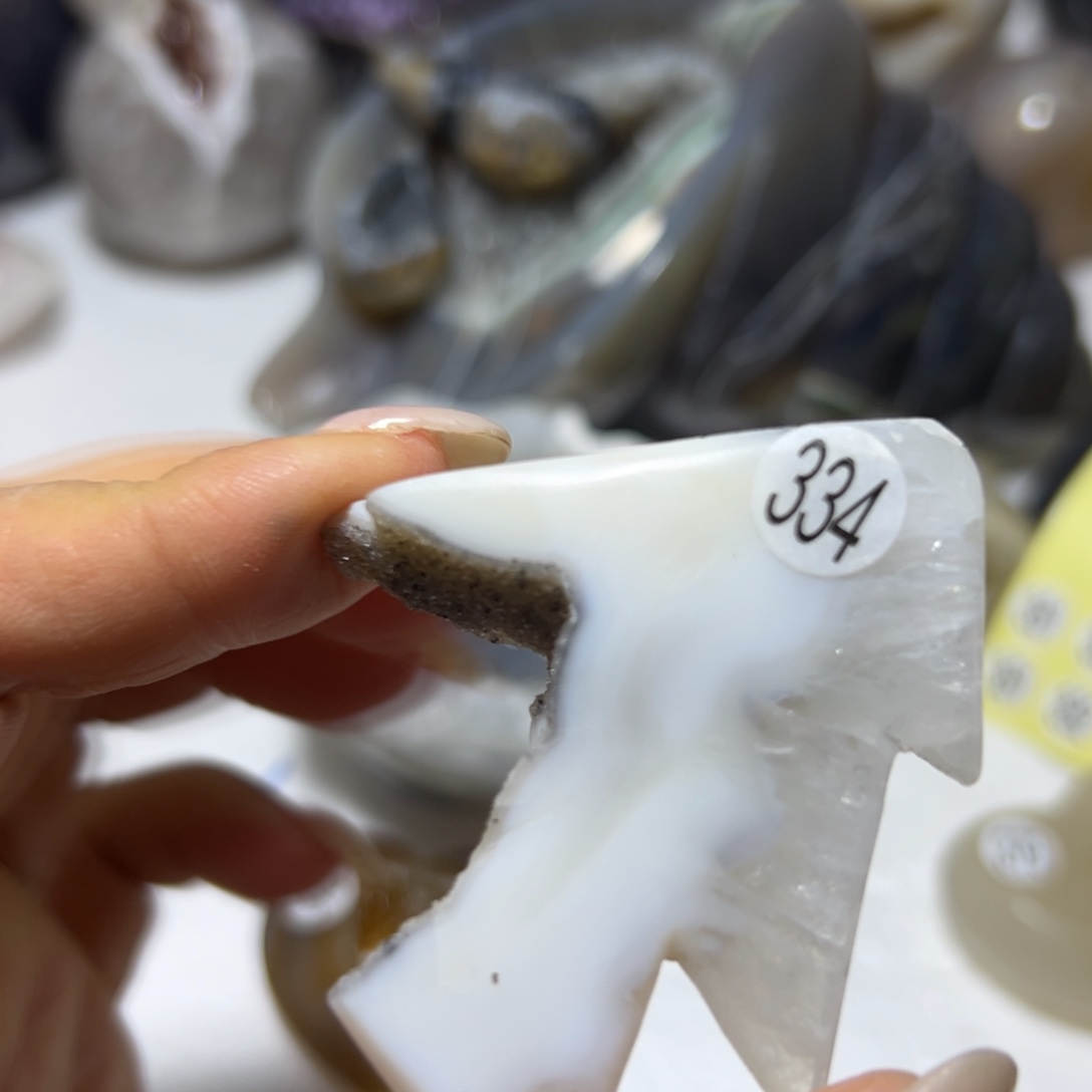 玛瑙/玉髓未镶嵌雕刻件