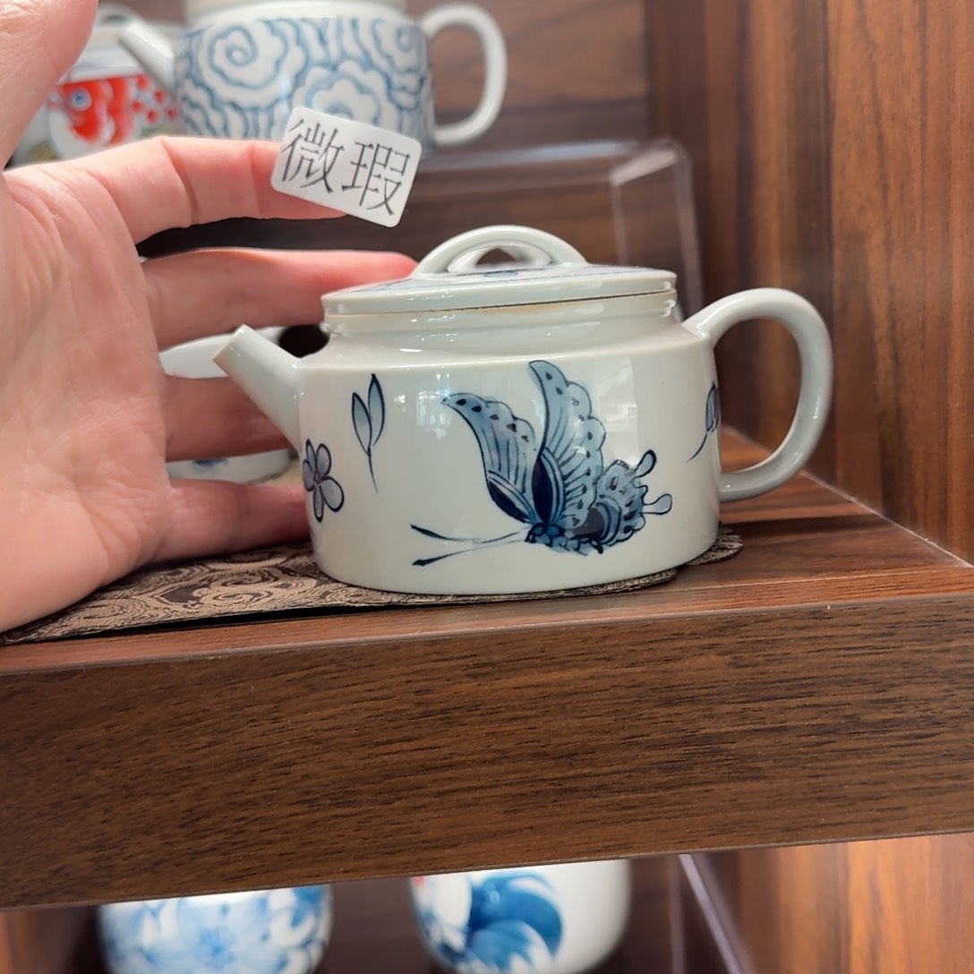 釉下手绘茶具微瑕