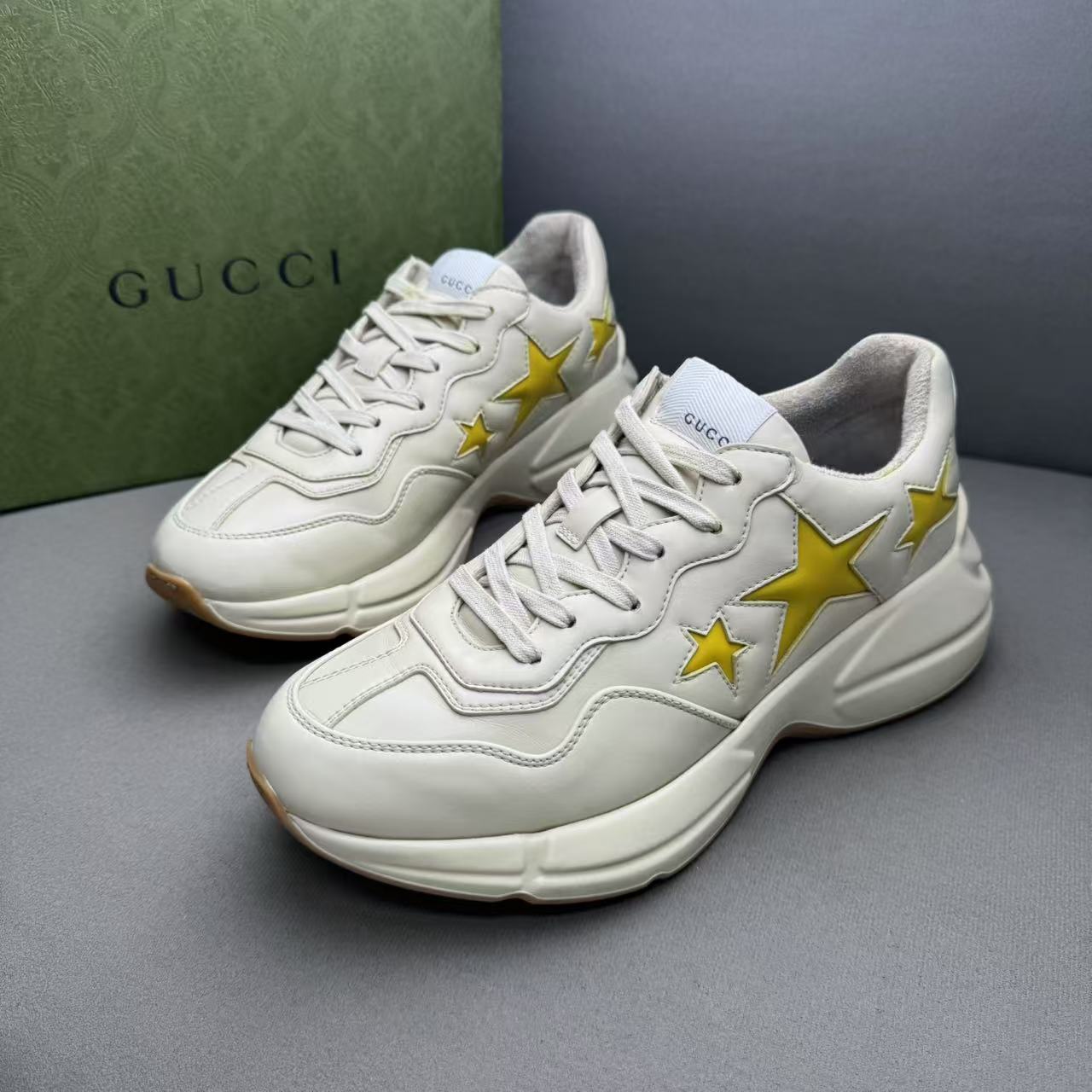 95新 GUCCI/古驰 米白色皮革侧边金星图案时尚百搭老爹鞋 40码