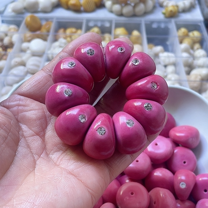 白玉菩提吊坠微瑕象牙果蒜瓣手串
