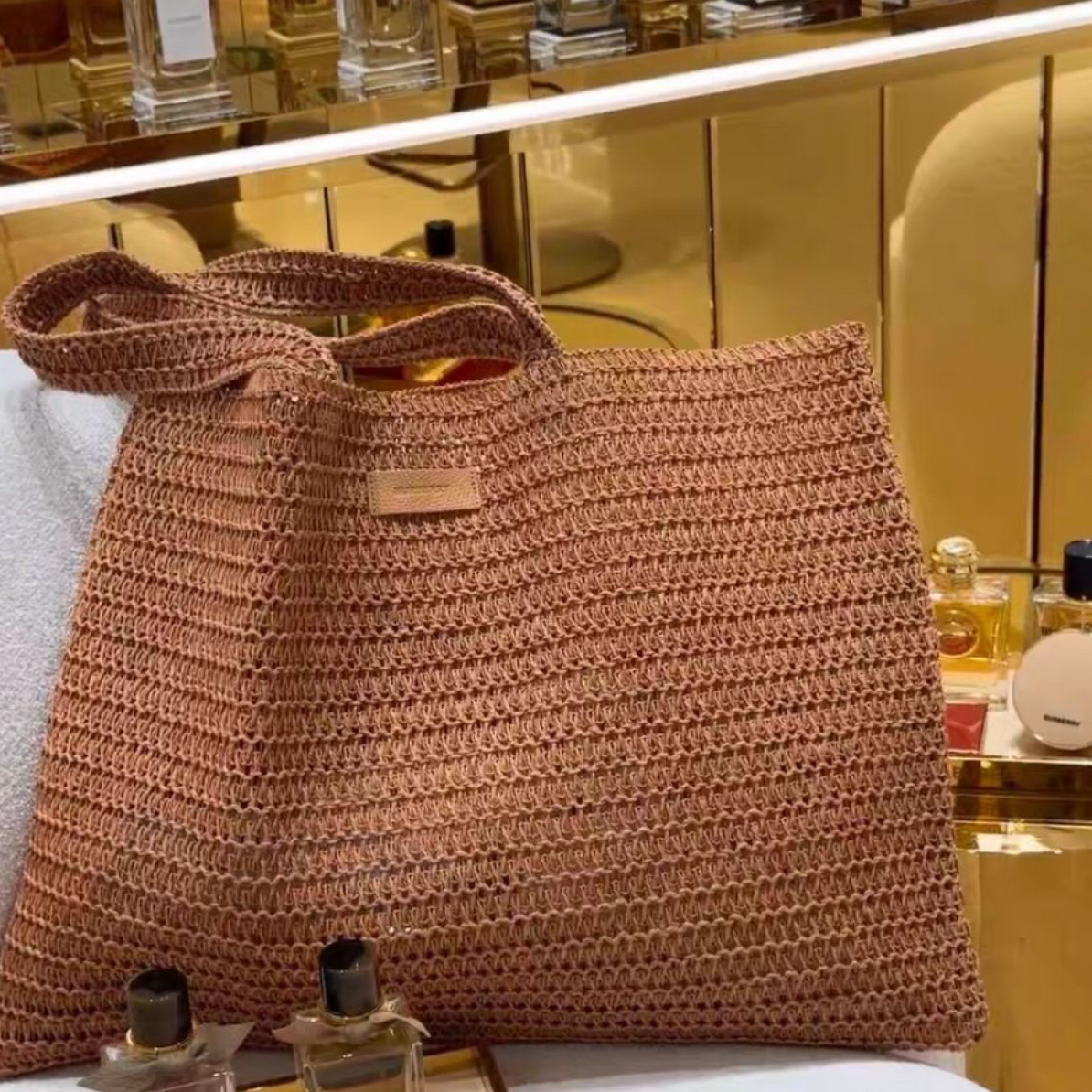 专柜积分礼赠  巴宝 利草编手袋托特包收纳包