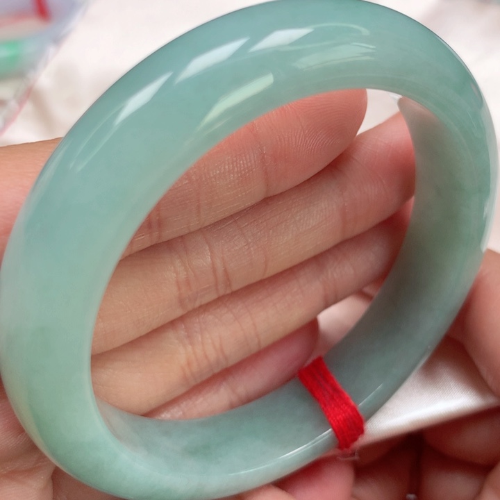 翡翠手镯未镶嵌冰满绿15号