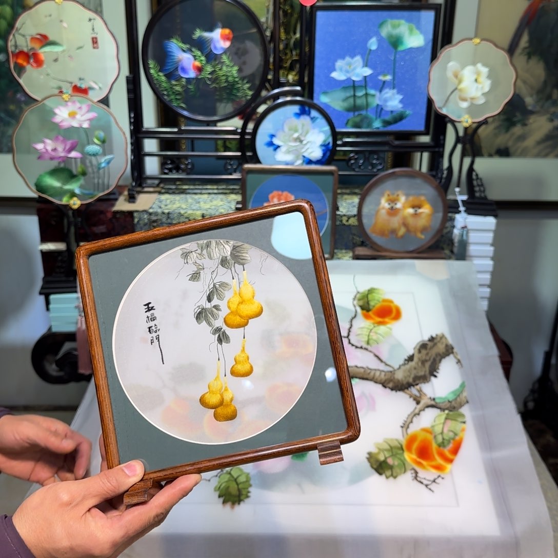 刺绣刺绣工艺精湛