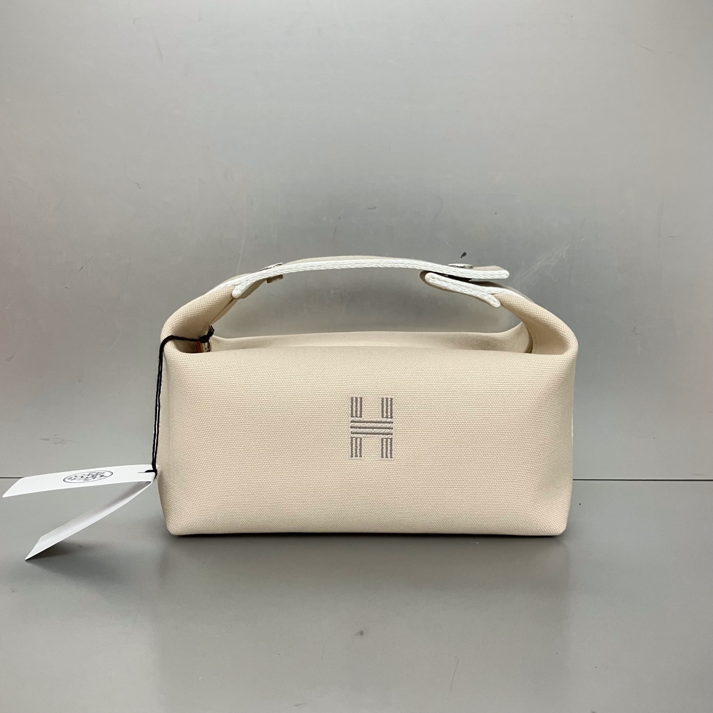 99新 Hermes/爱马仕 爱马仕 奶茶色帆布饭盒包 闲置 