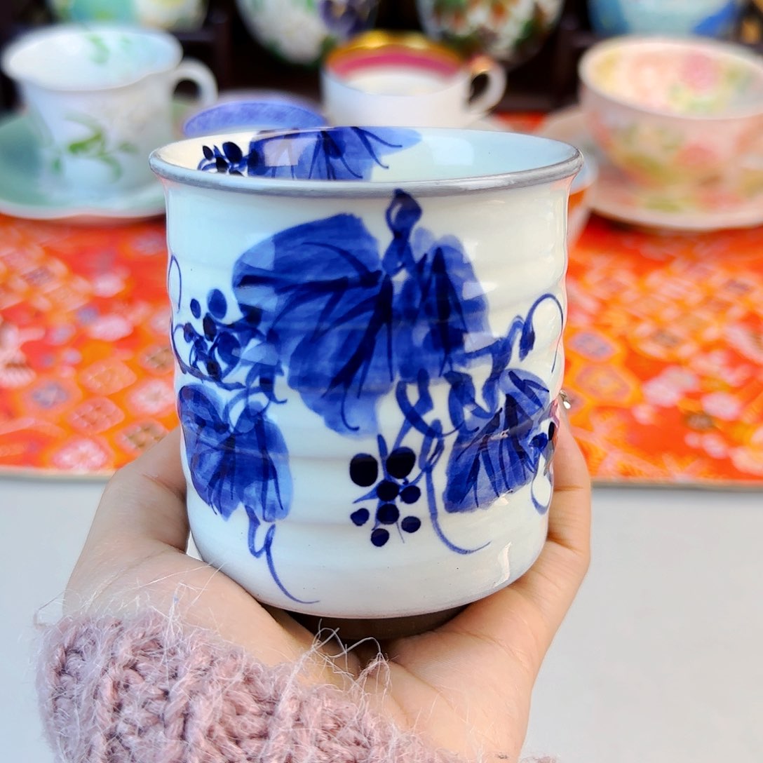 他家茶具瓷器真美！