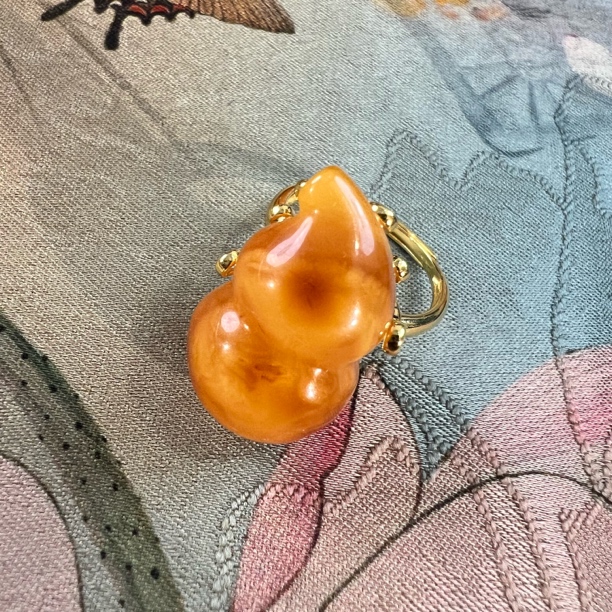天然蜜蜡复古葫芦戒指
