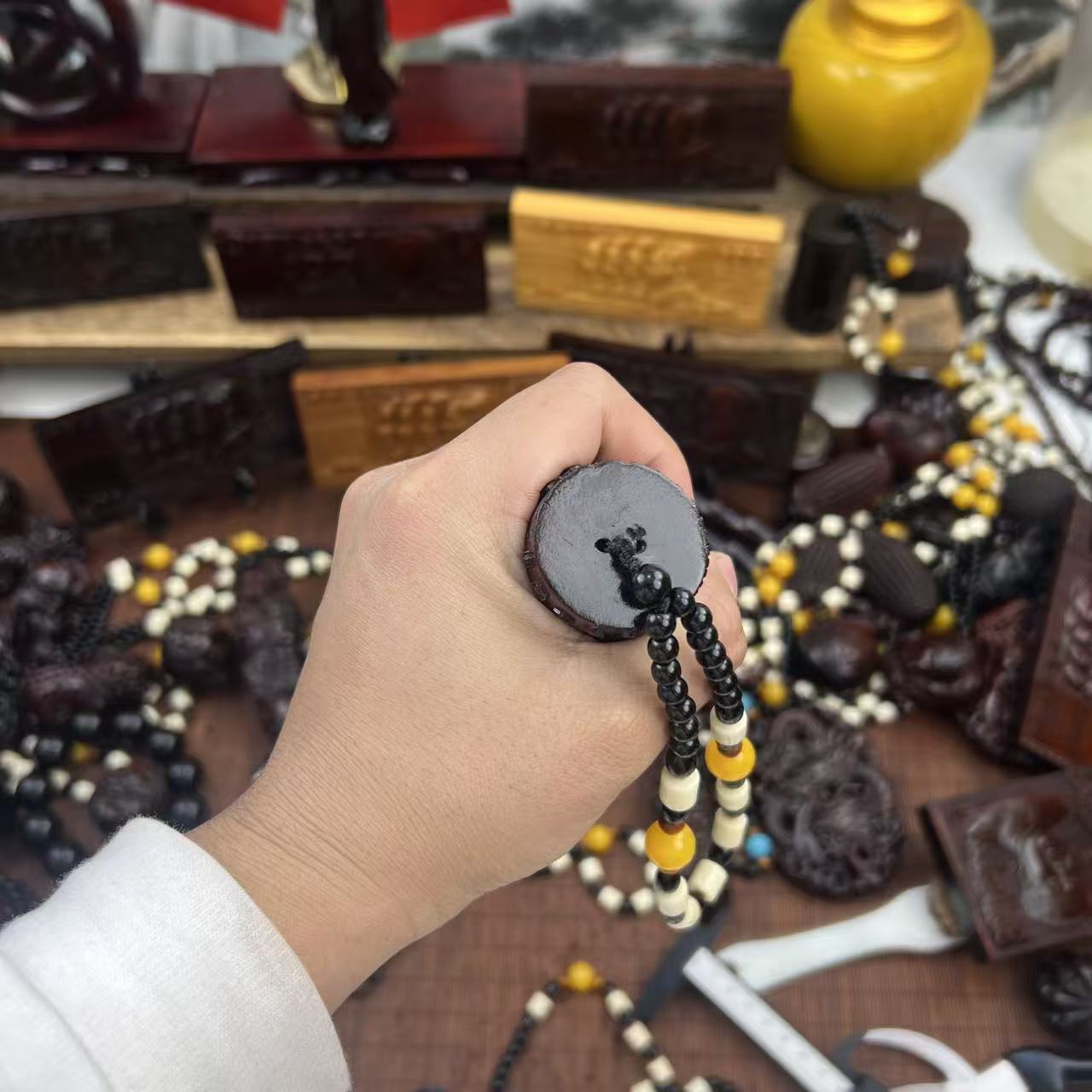 紫檀木【1990四人版手里有钱】木雕手把件