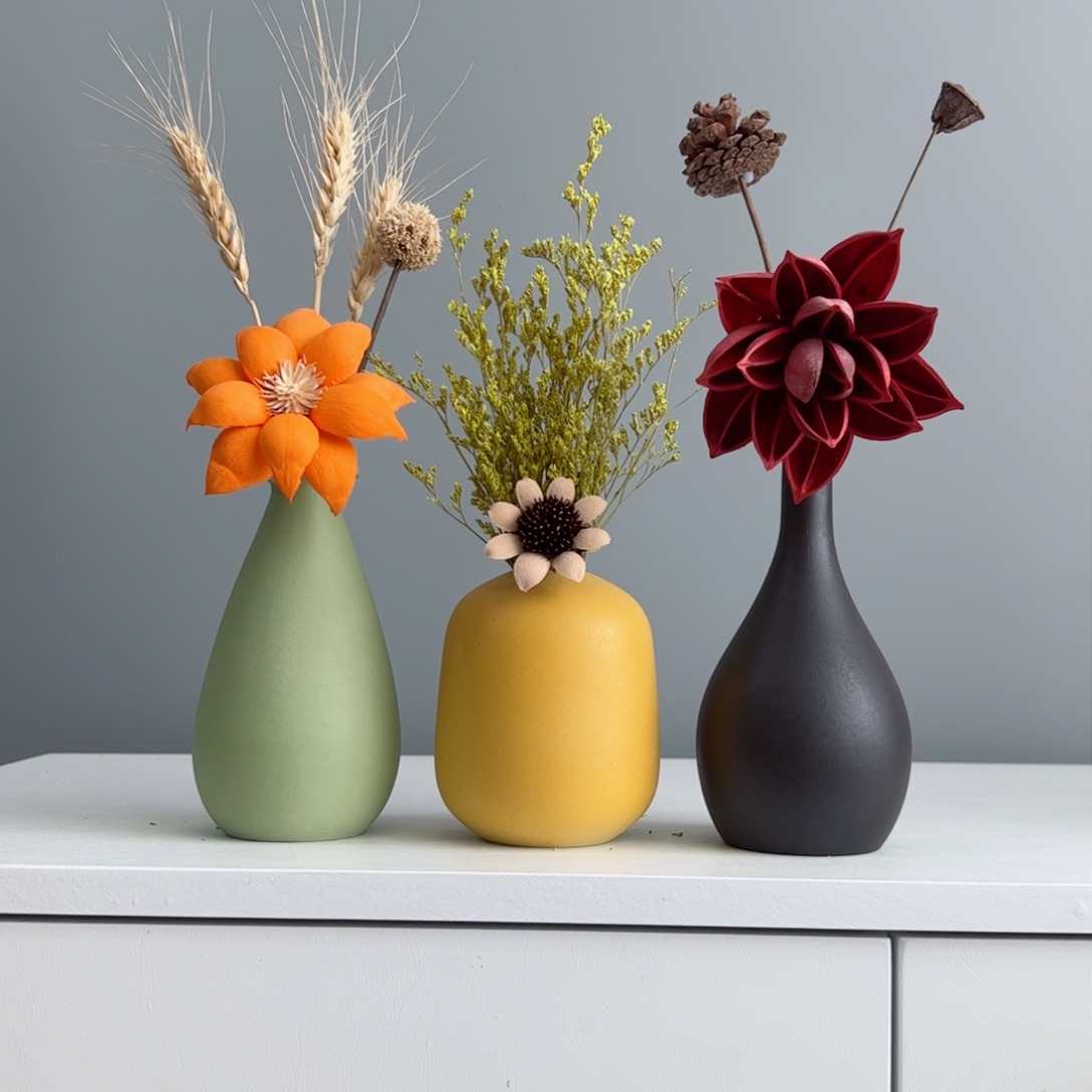 摆件陶瓷小花瓶摆件含花总高约20-30cm