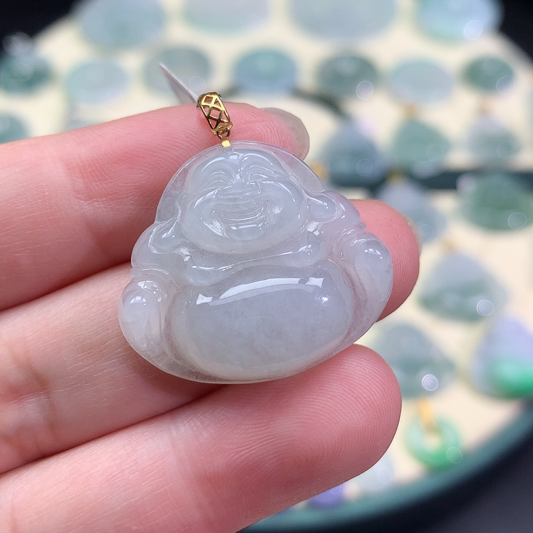 翡翠18K金镶嵌颈饰佛公