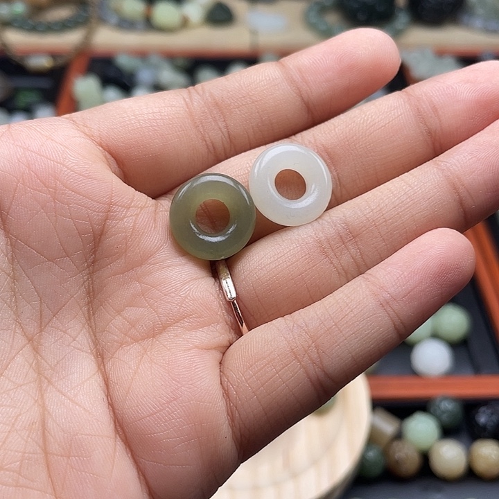 和田玉（糖玉）未镶嵌珠宝半成品