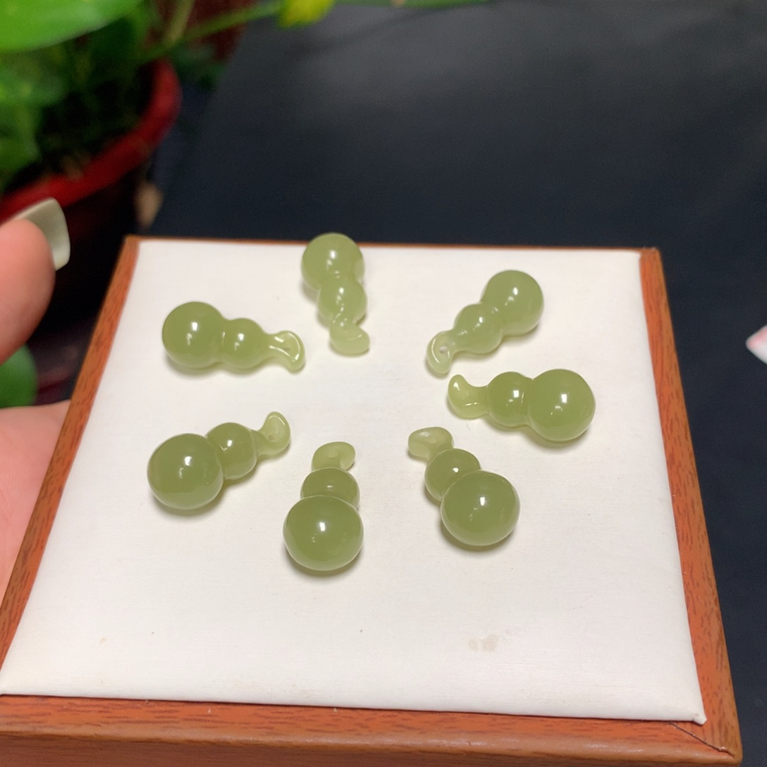 颈饰未镶嵌和田玉多样性发货