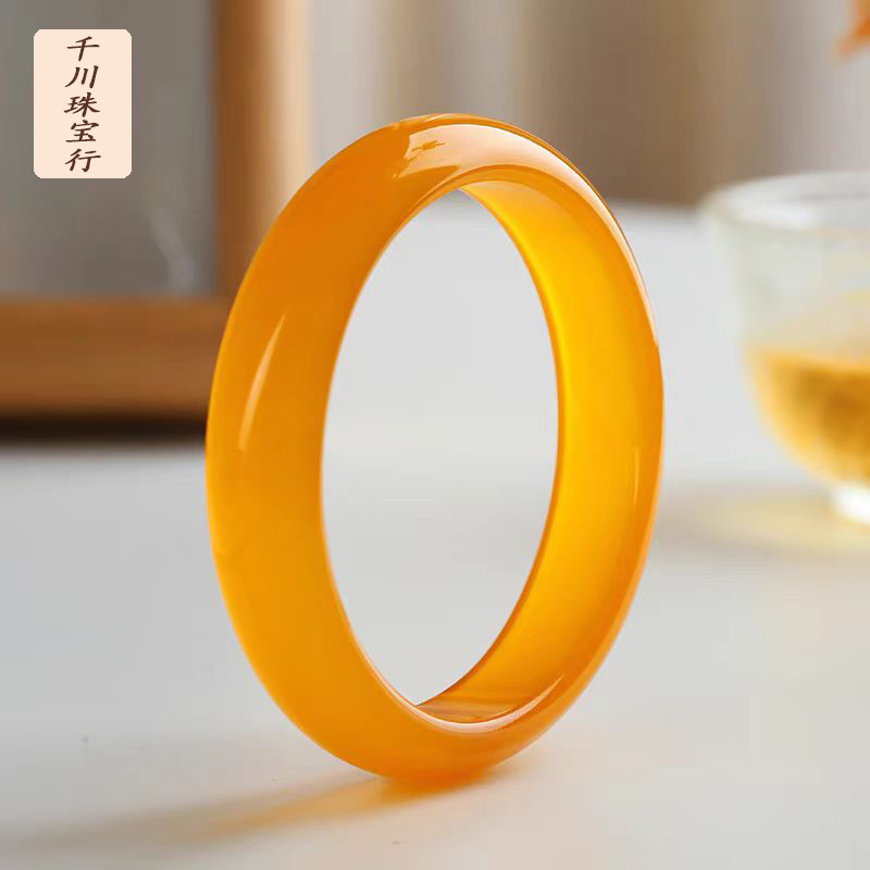 马料毕业级天然冰果橙玛瑙玉镯女款冰透玉髓手镯胖圈多样性发一