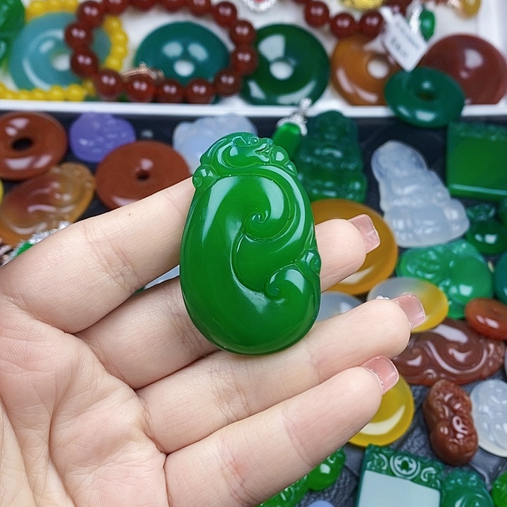 玛瑙/玉髓颈饰未镶嵌