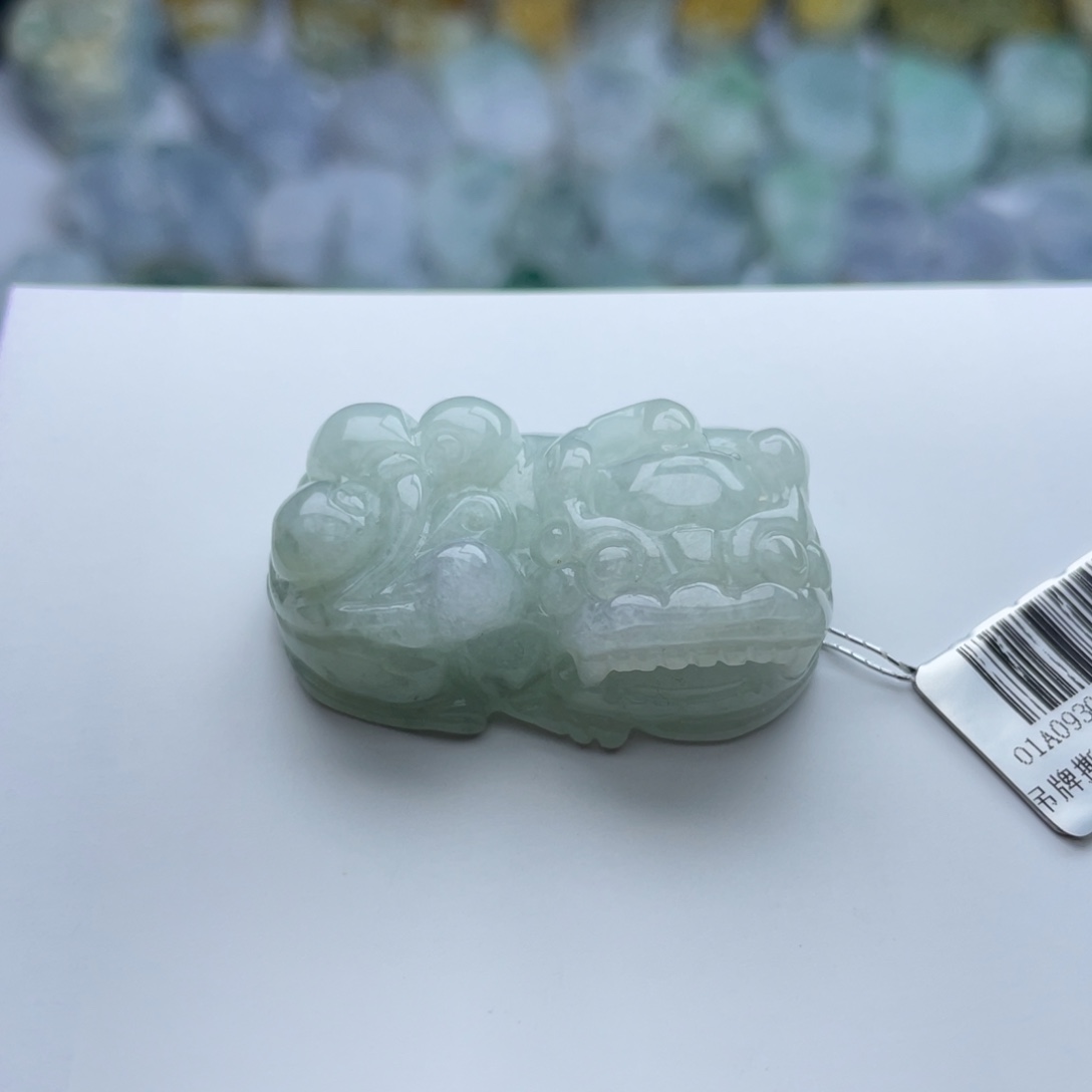 翡翠颈饰未镶嵌貔貅