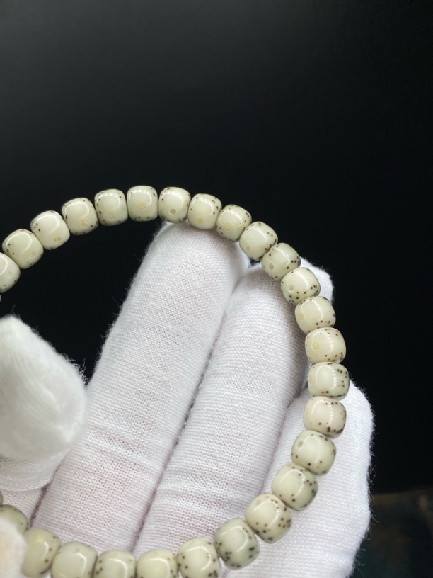 懿缘 SS级7×6石玉料同枝数星星玉化料一物一图高端星月菩提珠串
