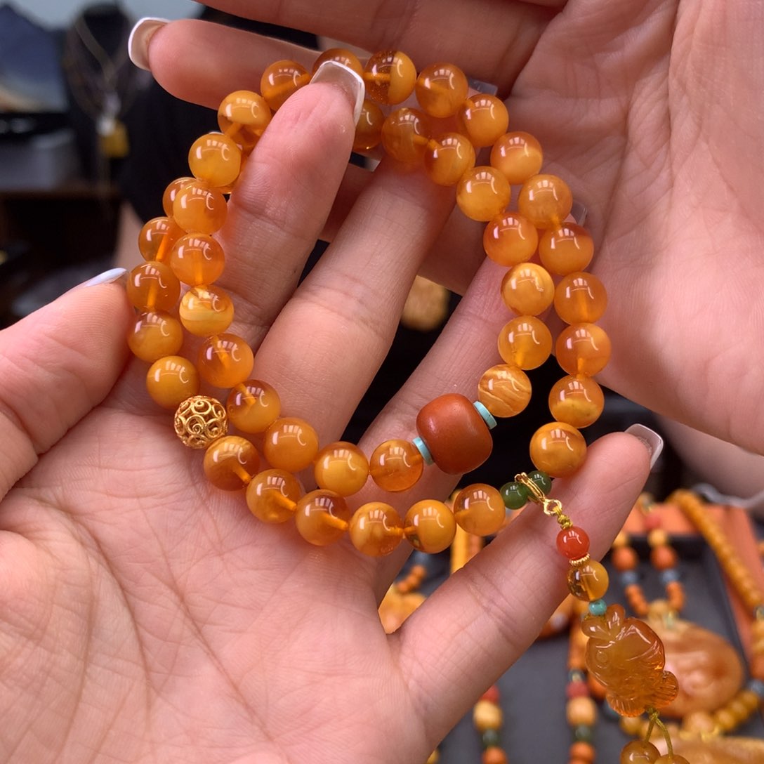 未镶嵌蜜蜡手串多样性发