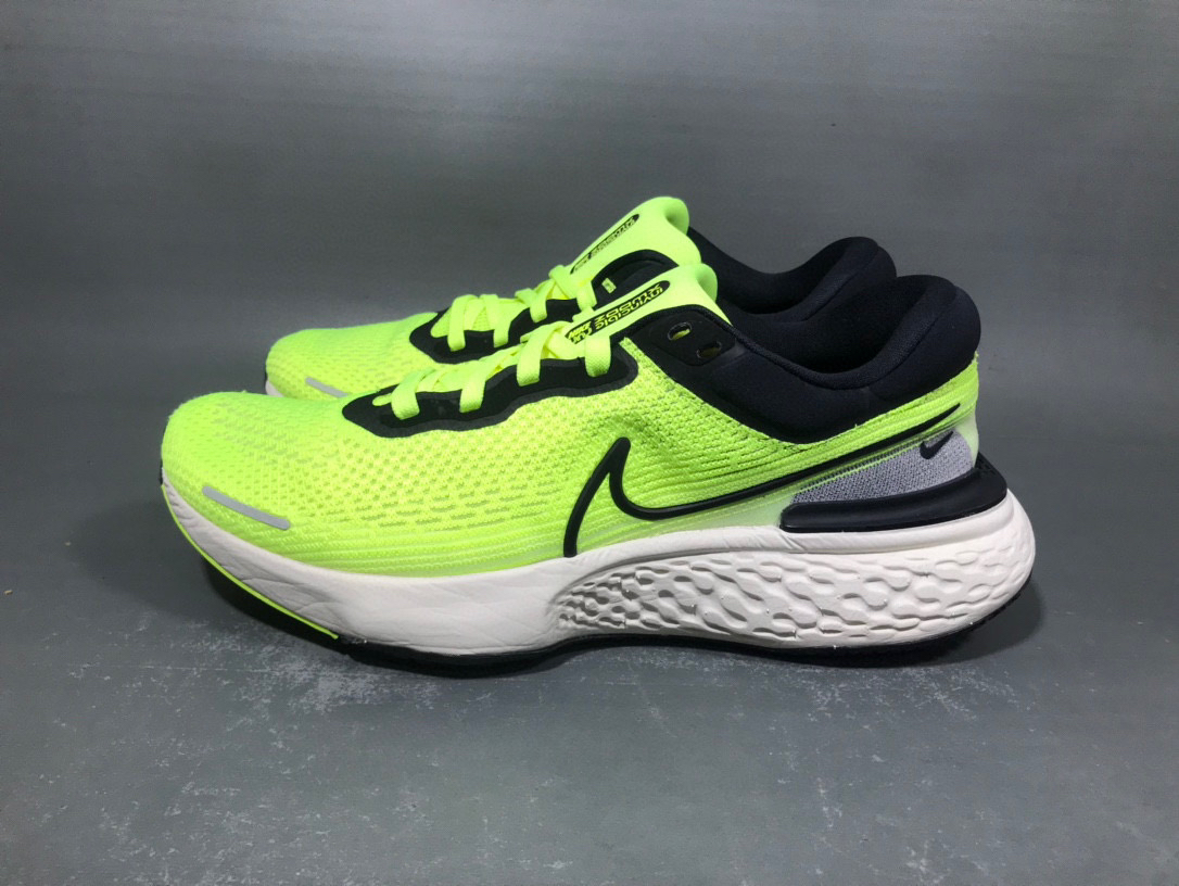 44.5码 耐克 Invincible Run1 黄绿黑运动鞋跑步鞋/9新无原盒