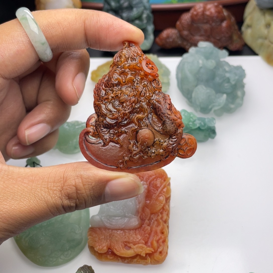 定制翡翠未镶嵌爱*宝府上有龙