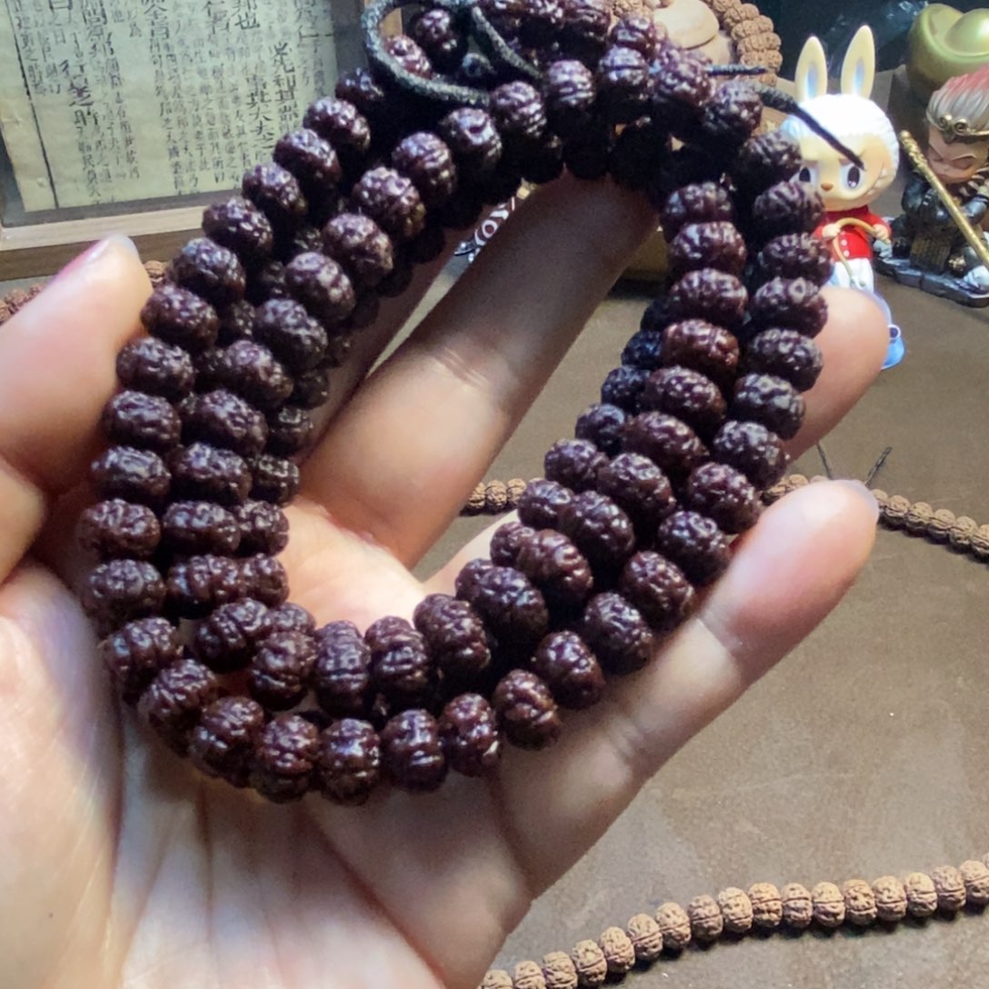 ****o金刚菩提吊坠精挑飞碟老树王108