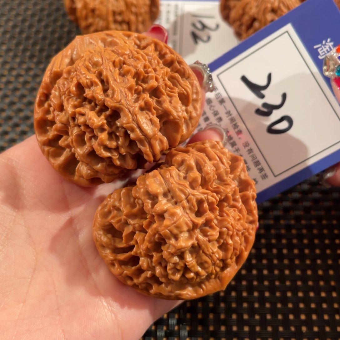 文玩核桃把件230号51尺官帽