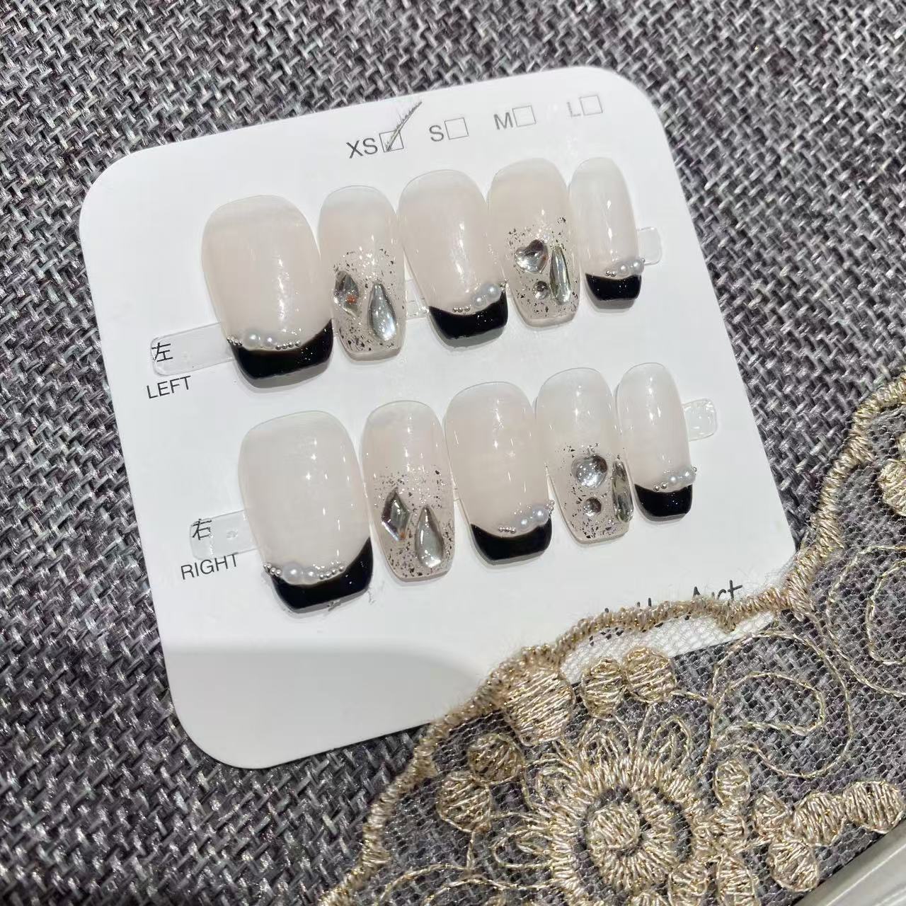 月影流光  黑色法式秋日手绘手工穿戴甲