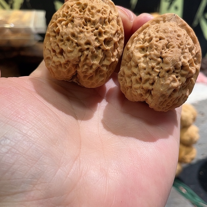 文玩核桃把件29-43mm