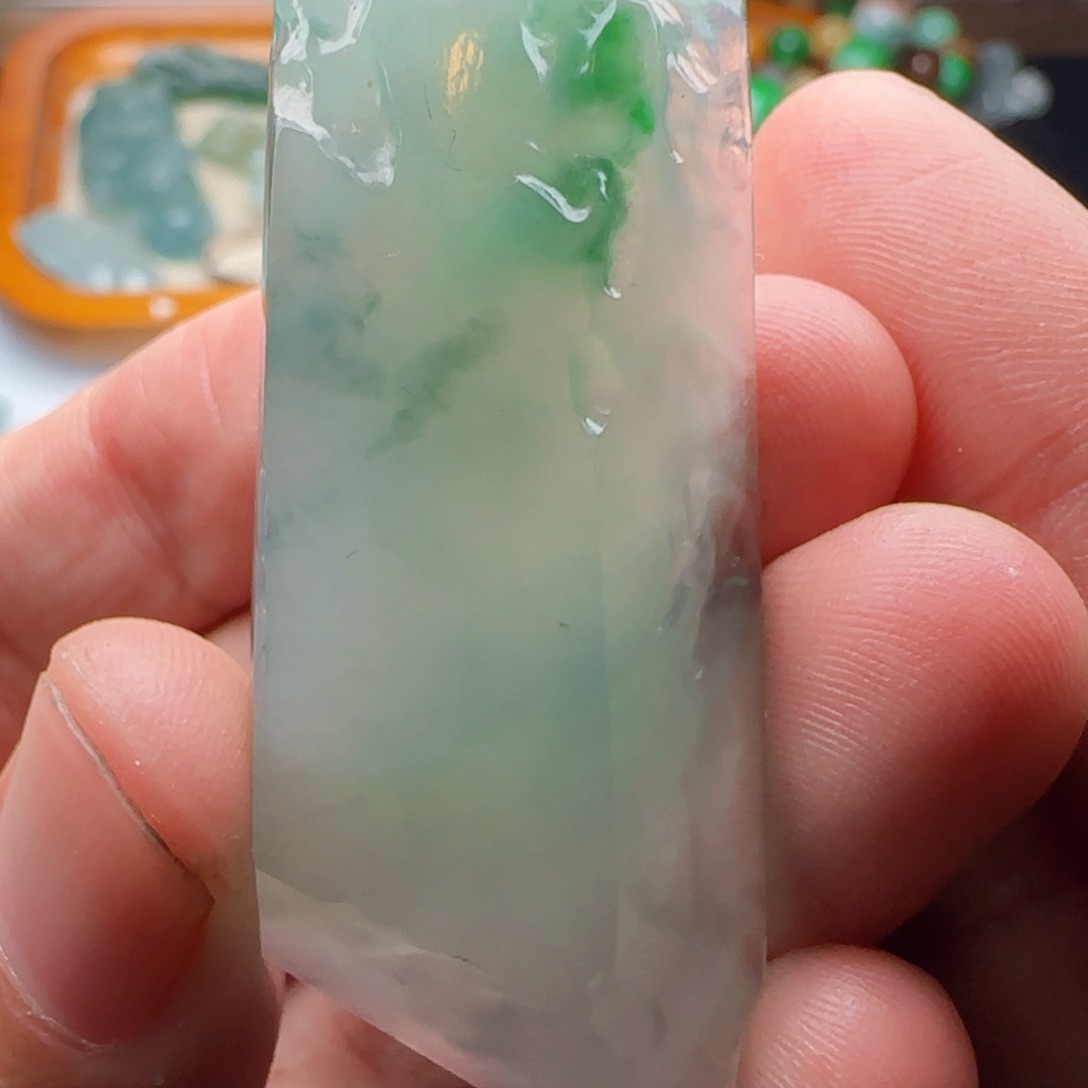 定制翡翠未镶嵌不包工