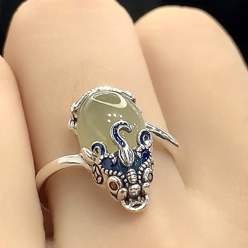 个性珐琅和田玉钱多多貔貅戒指