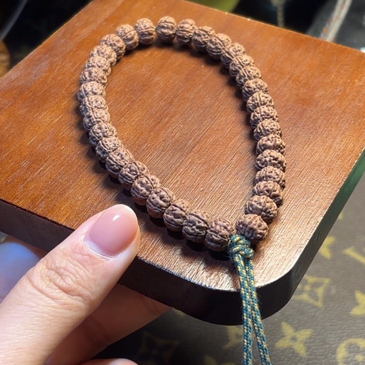 喝***罐吊坠金刚菩提纯血老树王1号