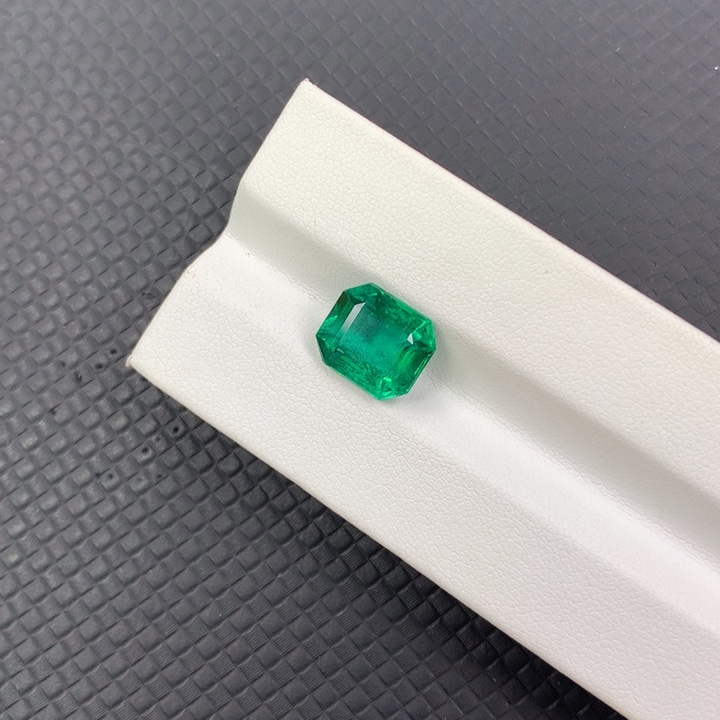 祖母绿裸石未镶嵌4.53ct