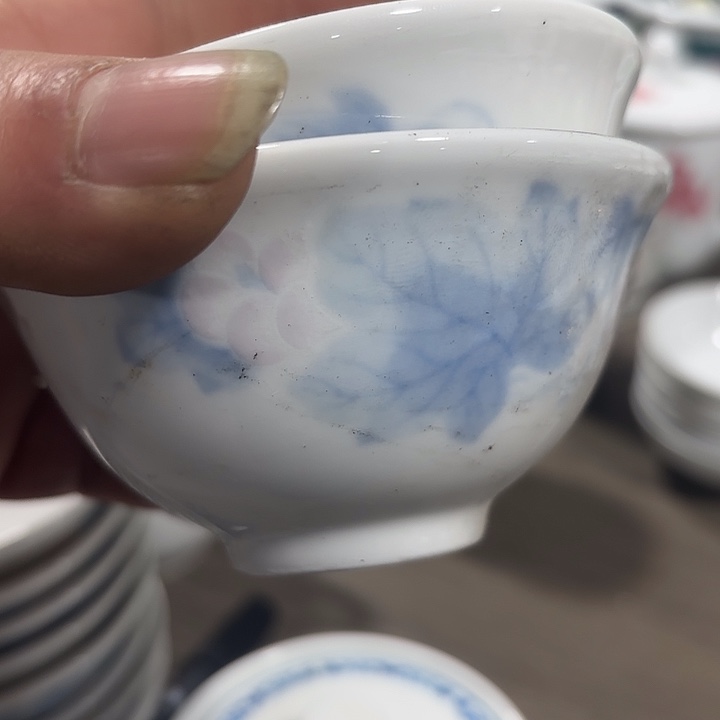 陶小茶碗小茶碗，葡萄碗两个