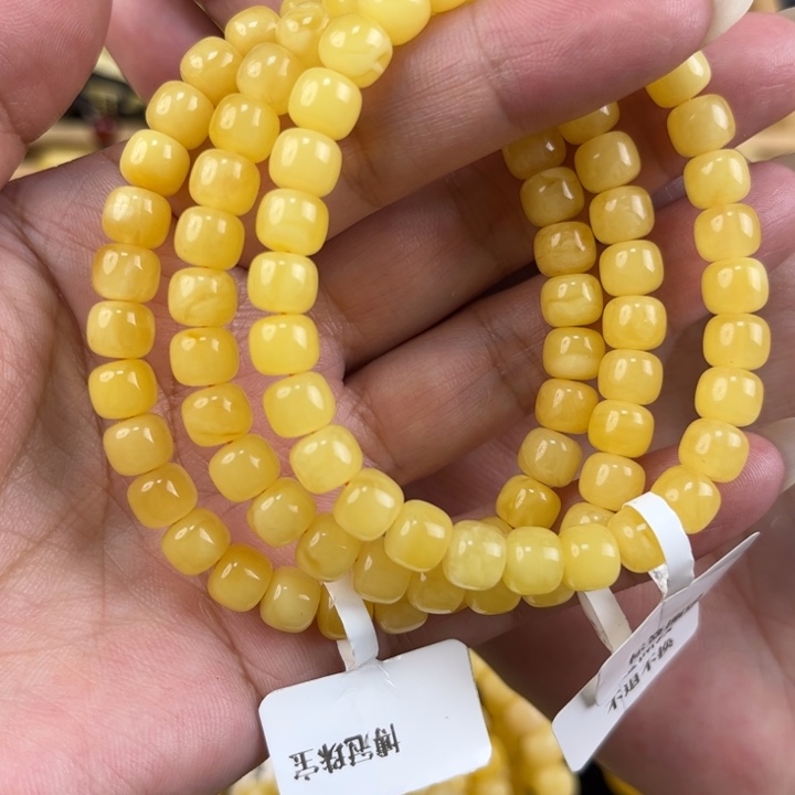 未镶嵌琥珀珠宝奇石琥珀，多样性发其一