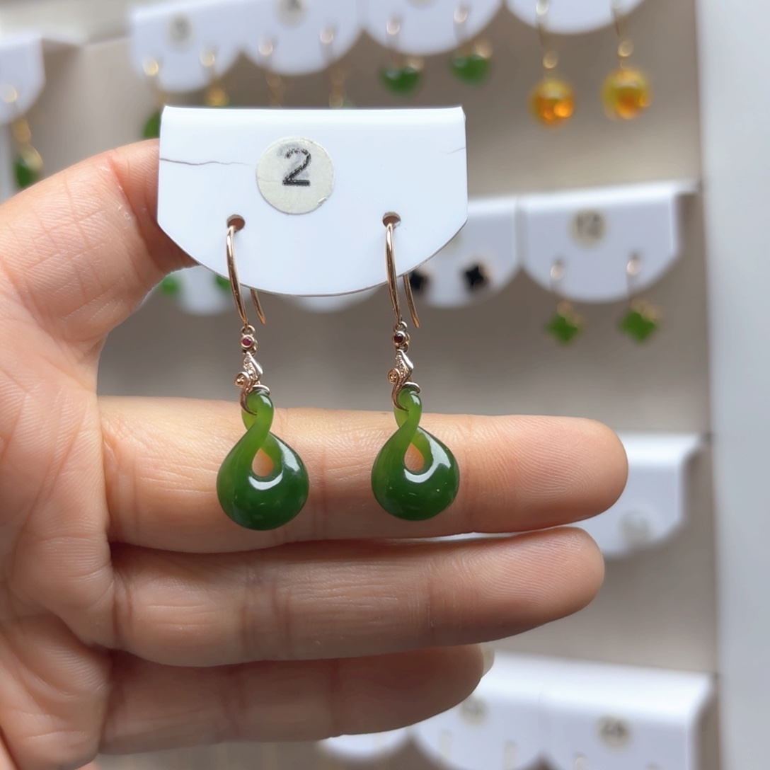 和田玉耳饰18K金镶嵌