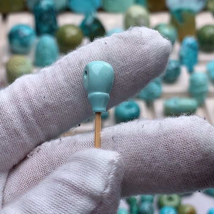 玛瑙/玉髓未镶嵌珠宝奇石对孔7.6果冻料三通