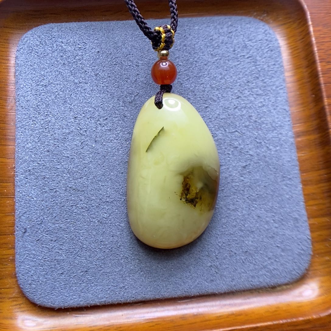 蜜蜡颈饰未镶嵌郎