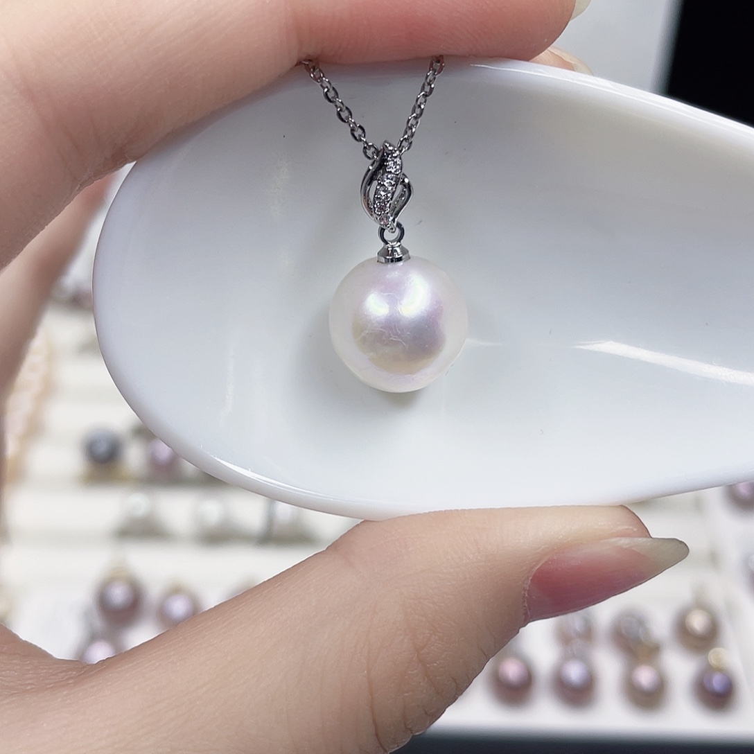 淡水珍珠吊坠(赠链)合金