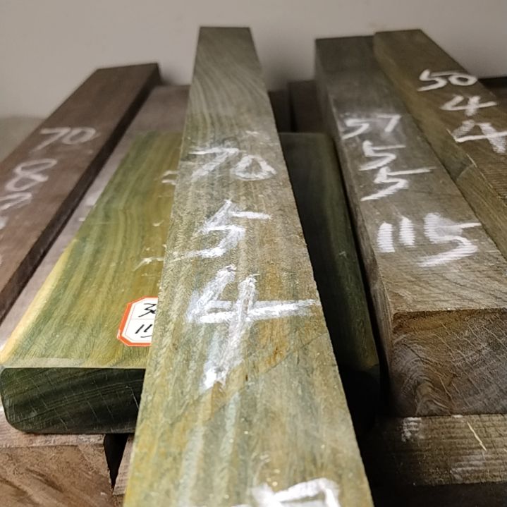 樟科（黄金檀）静**中