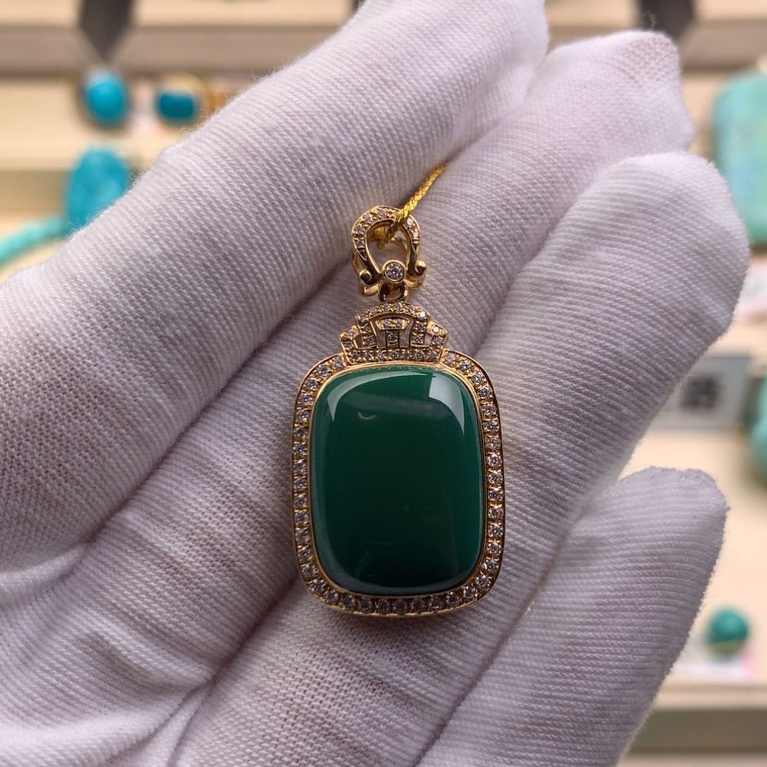 18K金镶嵌绿松石珠宝奇石