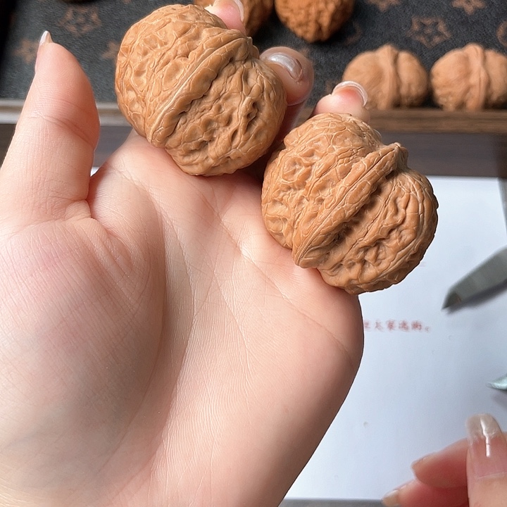 吊坠桃核郑*乐元宝44尺