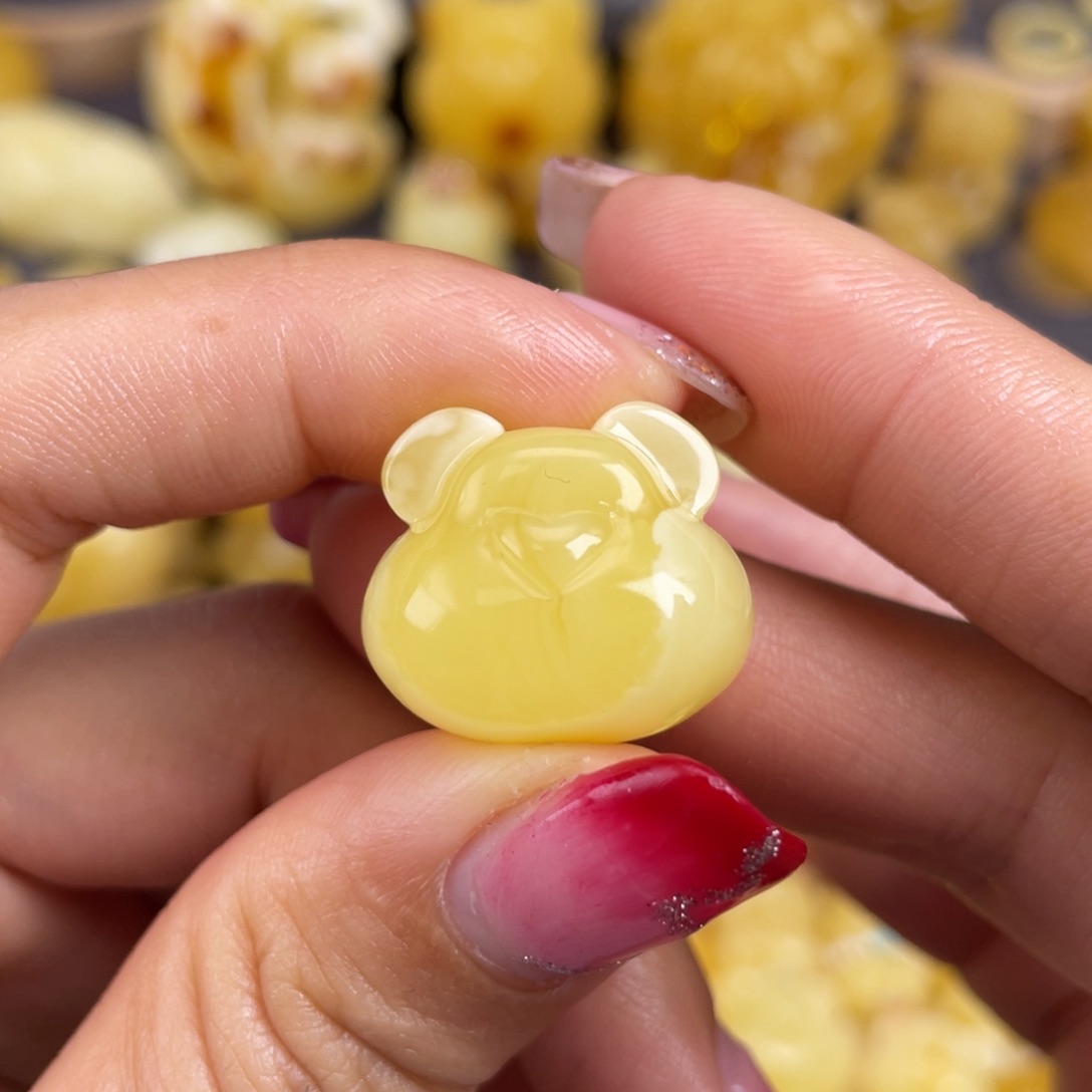 琥珀裸石未镶嵌蜜蜡