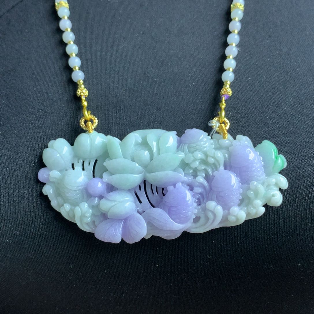 翡翠颈饰未镶嵌翡翠