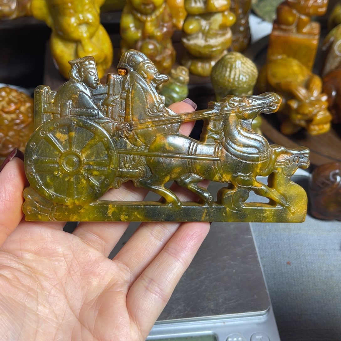 蛇纹石玉合金颈饰