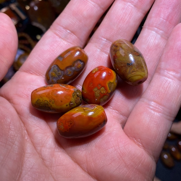 天然战国红玛瑙桶珠