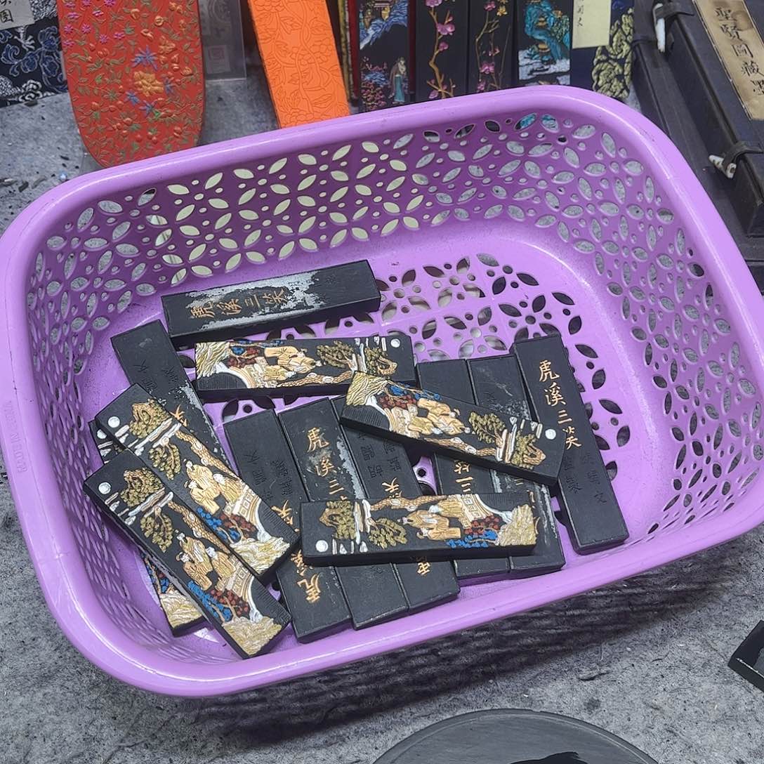 8条哈哈哈哈哈哈哈