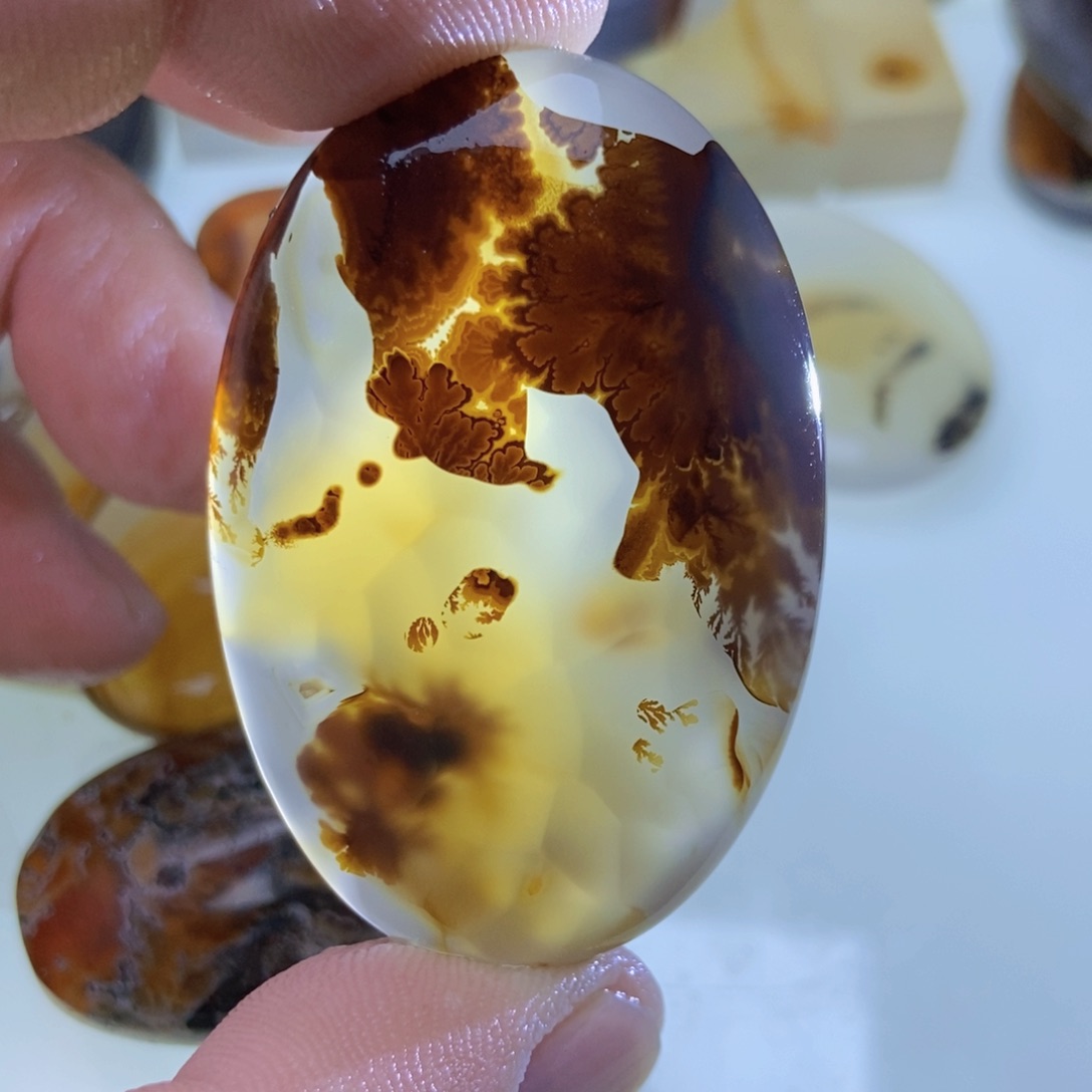 【闪购商品】未镶嵌颈饰玛瑙/玉髓蚂**@