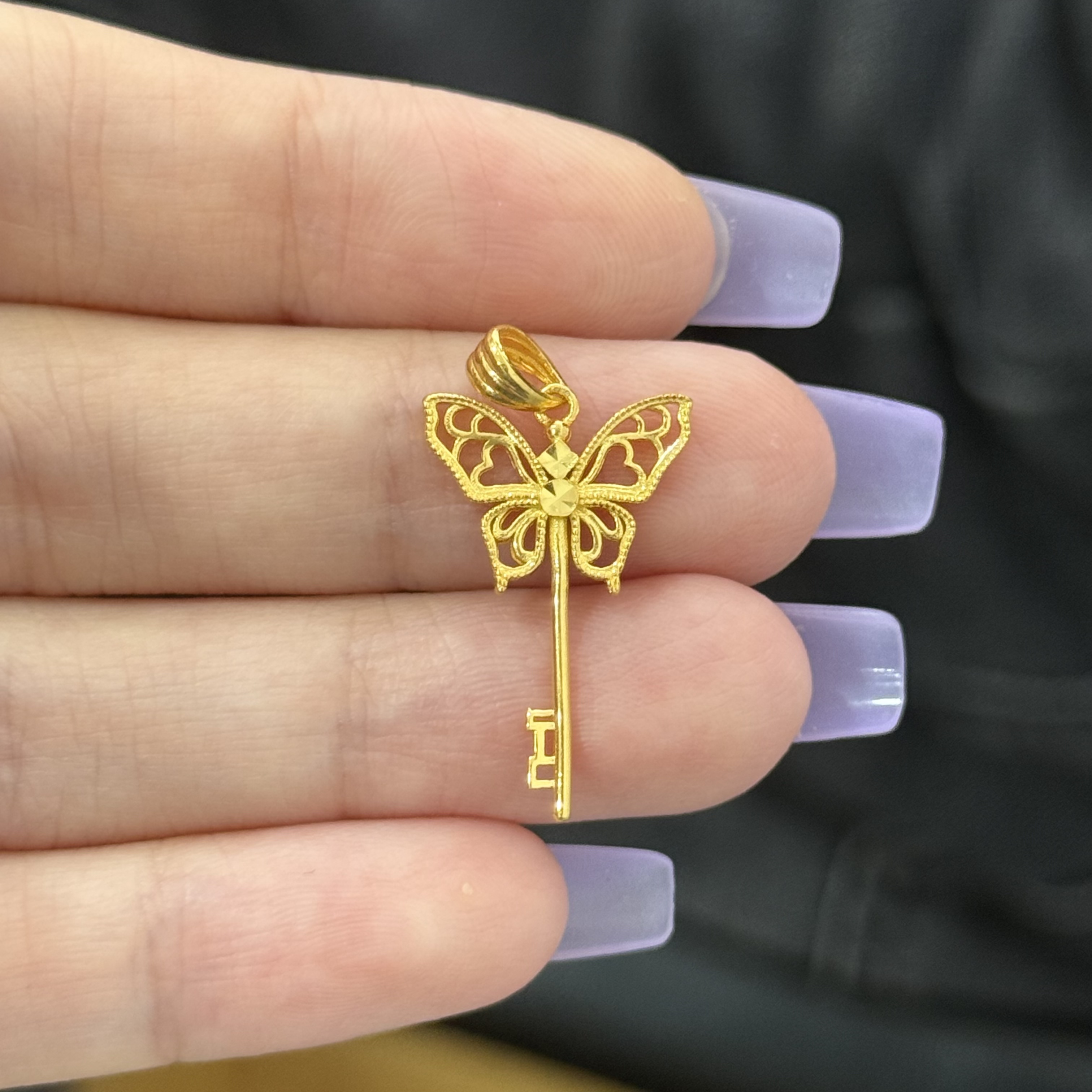 00福利-蝴蝶钥匙吊坠 足金999