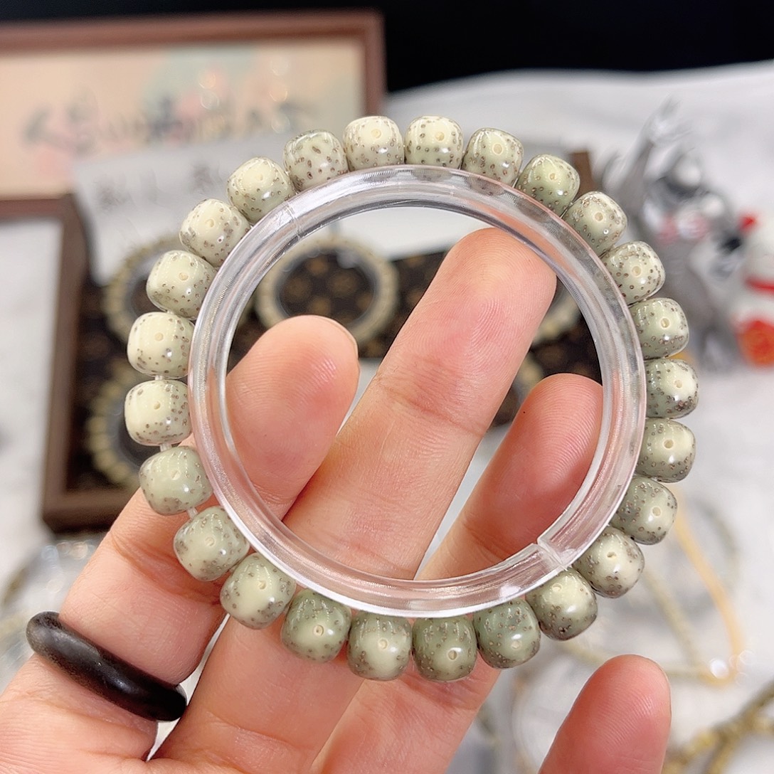 吊坠龙脊菩提7 号.  星月菩提.  一物一图. 