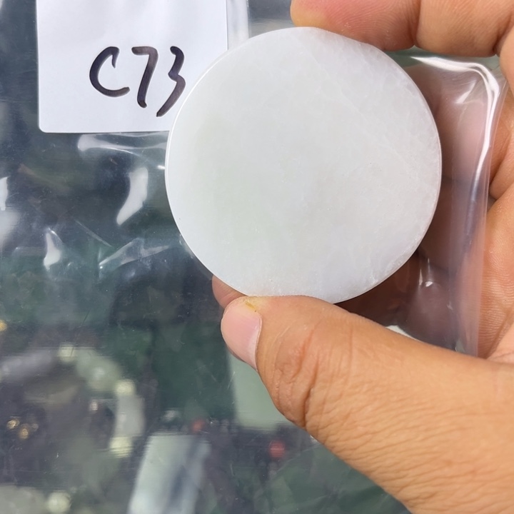 和田玉未镶嵌珠宝半成品