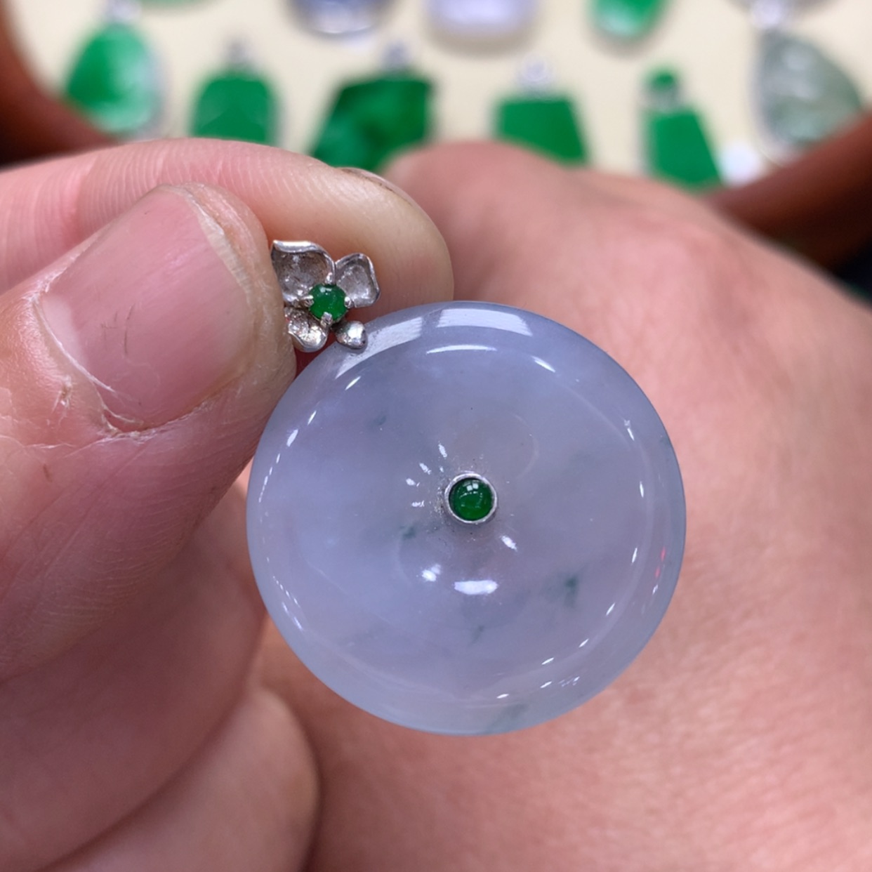 【闪购商品】翡翠颈饰18K金镶嵌平安扣