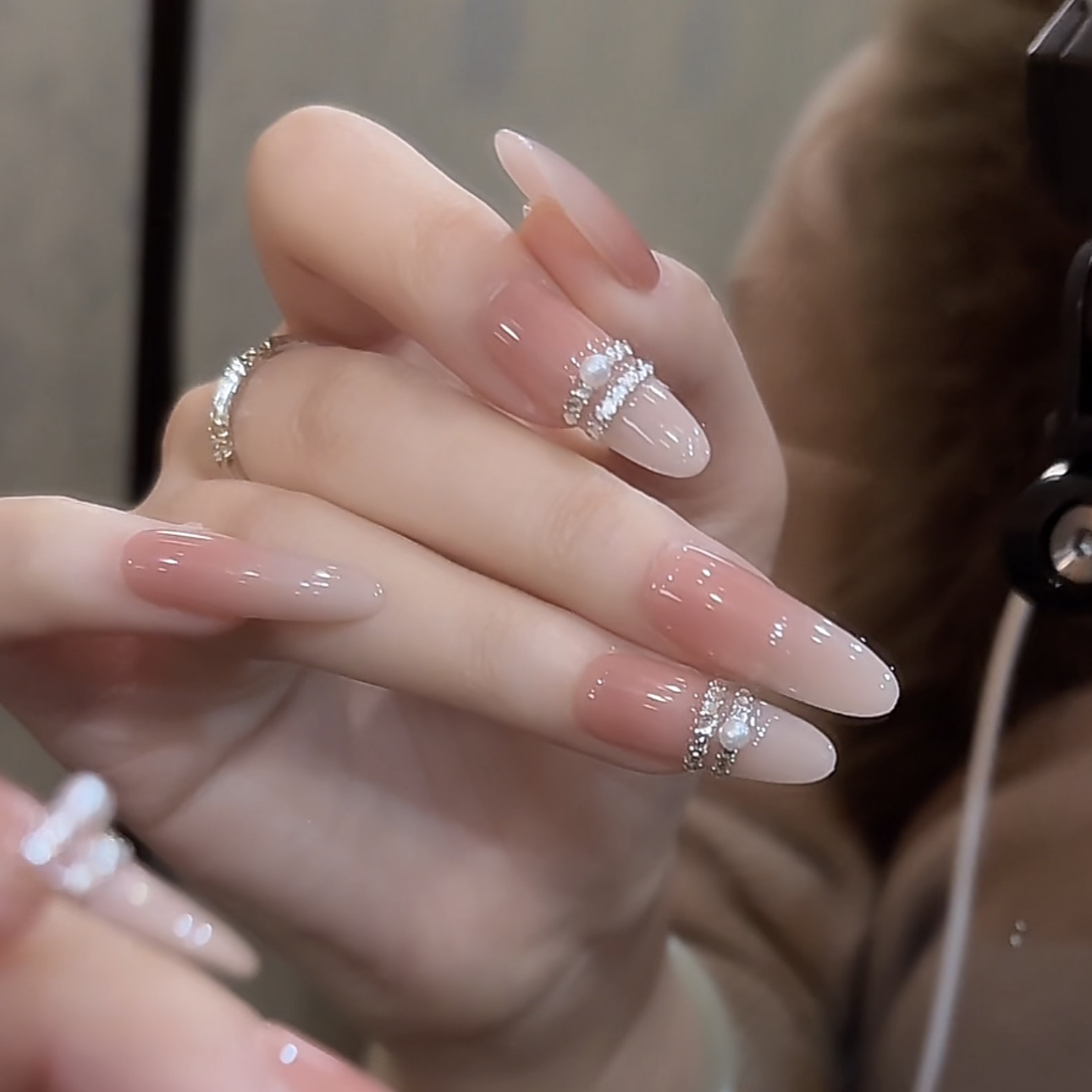 【誓约-华子】鹿鹿家-纯手工穿戴甲高品华子拼钻高品珍珠